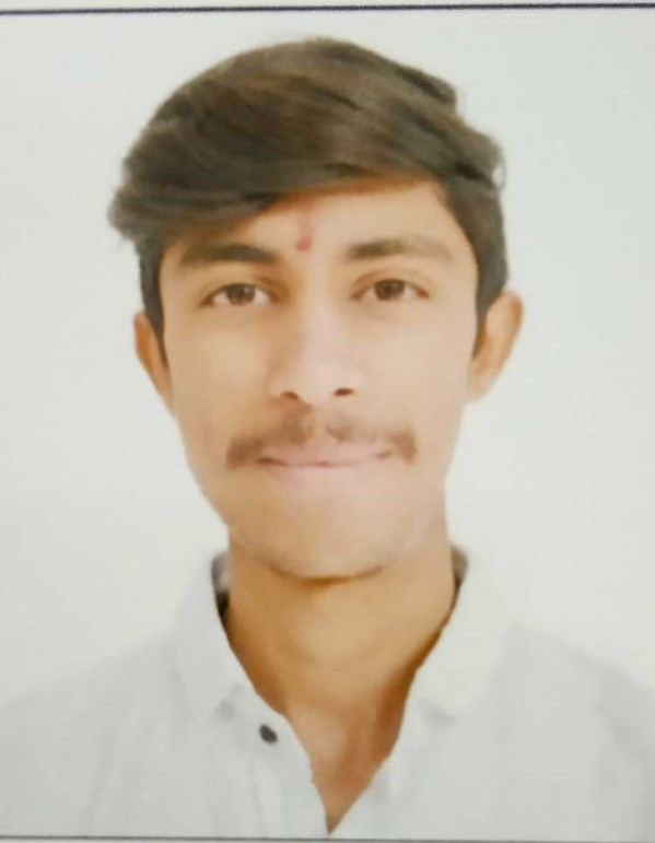 Mr. Uday Nileshbhai Padhariya